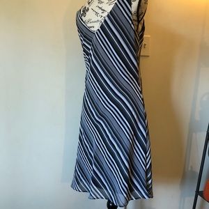 Alyn Paige diagonal striped dress sz 9-10